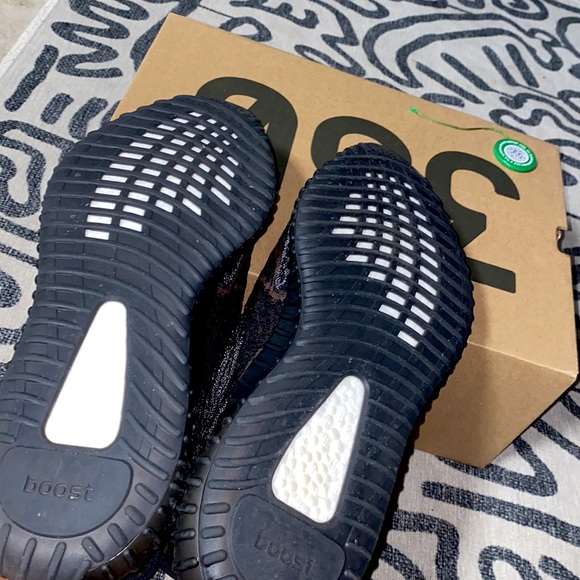 Men’s Yeezy Boost 350 V2 MX Rock with Box - Picture 3 of 4
